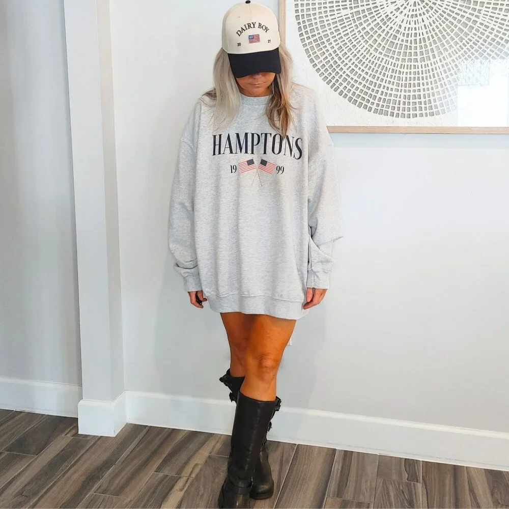 NWT Hamptons American Flag Sweatshirt
